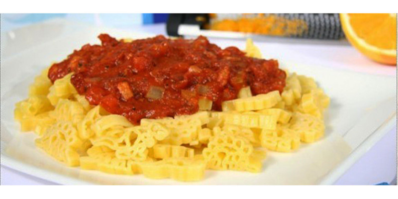 Dino pasta with tomato sauce